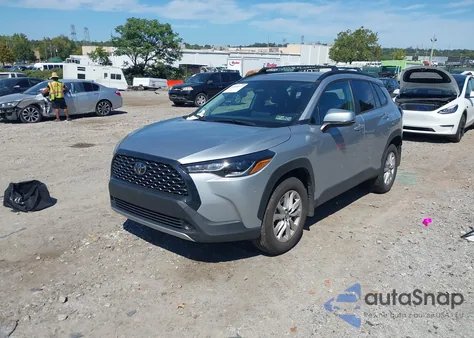 2024 Toyota Corolla Cross Le из США, поврежденный, VIN 7MUCAABG4RV112617